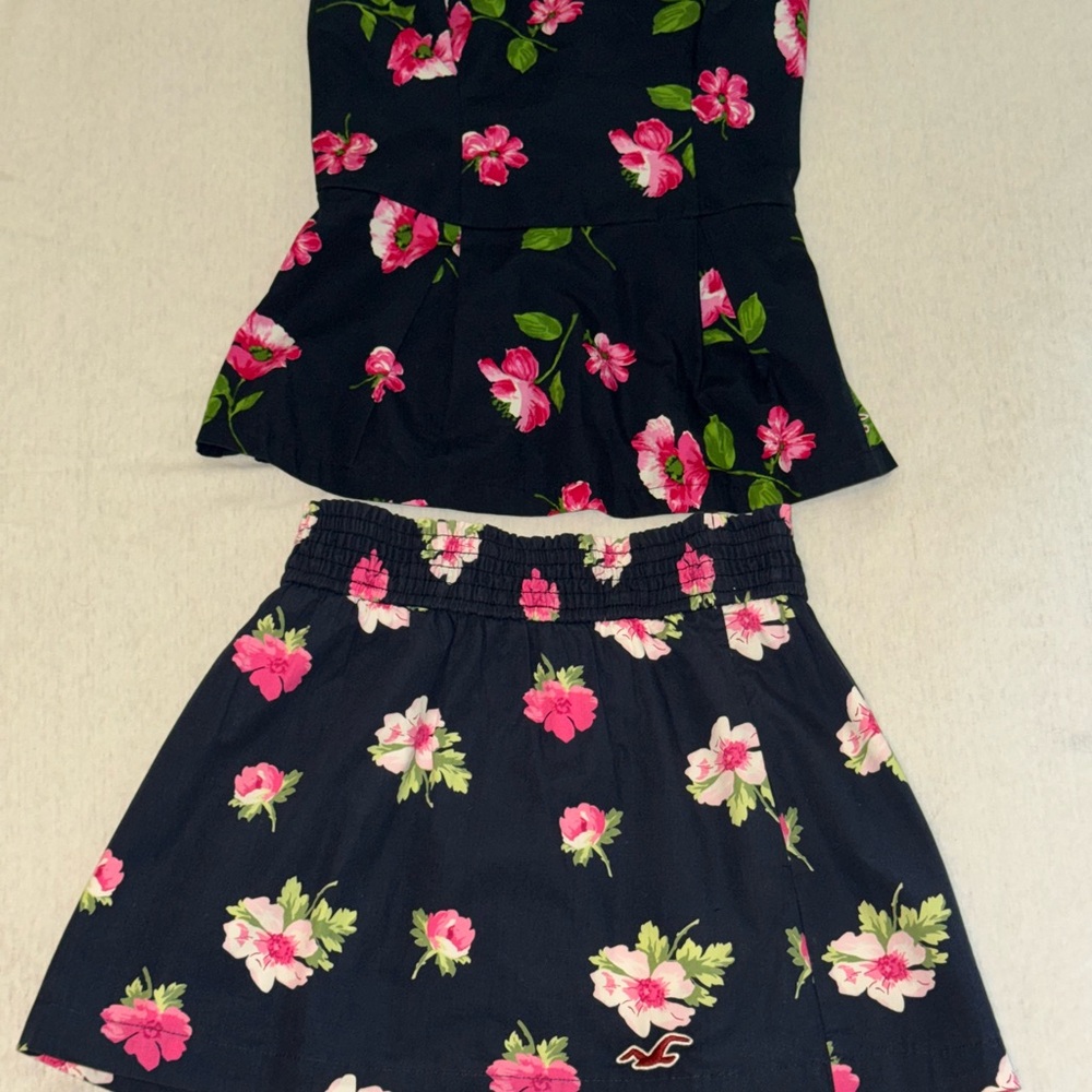 Hollister Fully Lined Skirt And Top Size Small